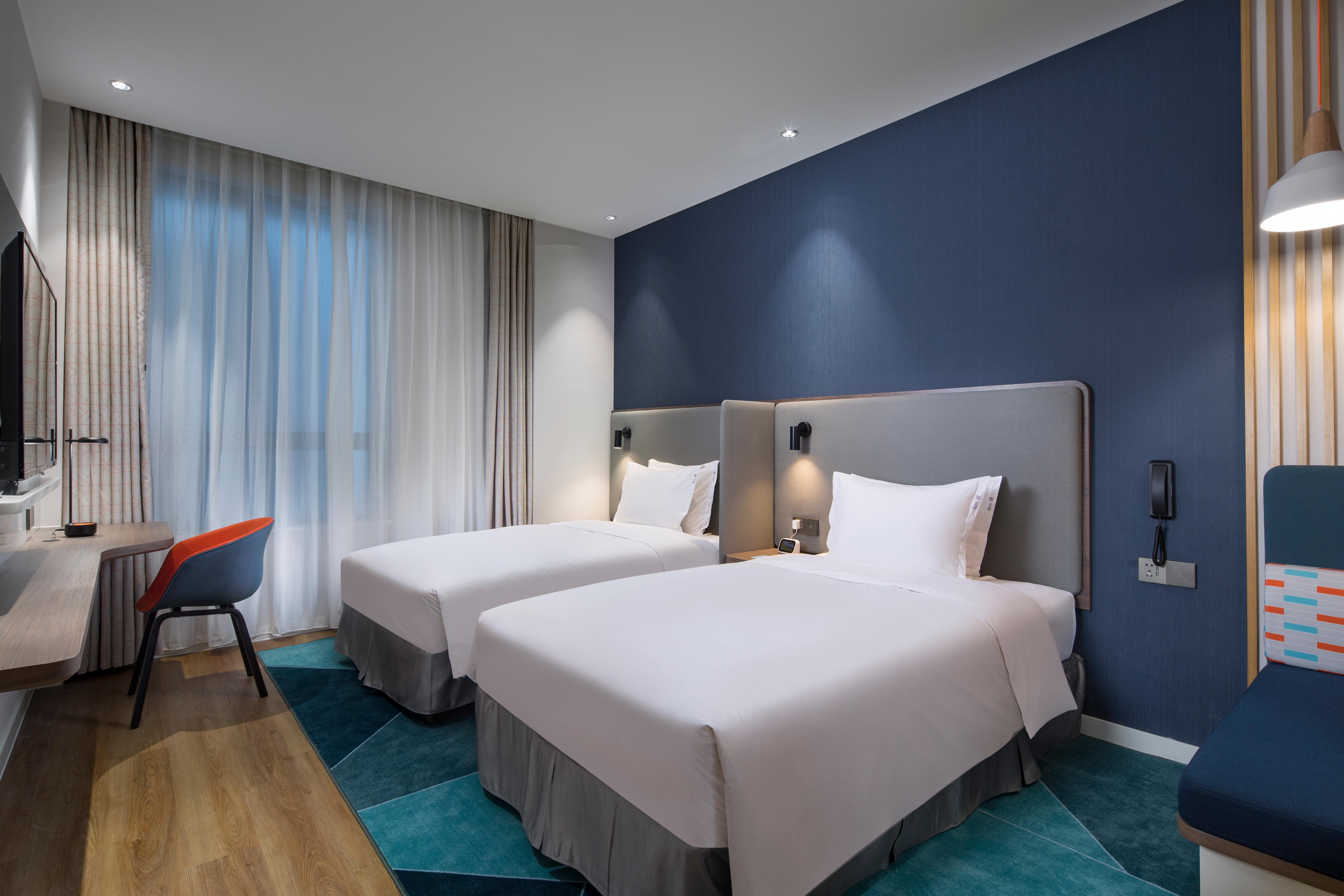 Holiday Inn Express Shanghai Kangqiao By Ihg Exterior foto