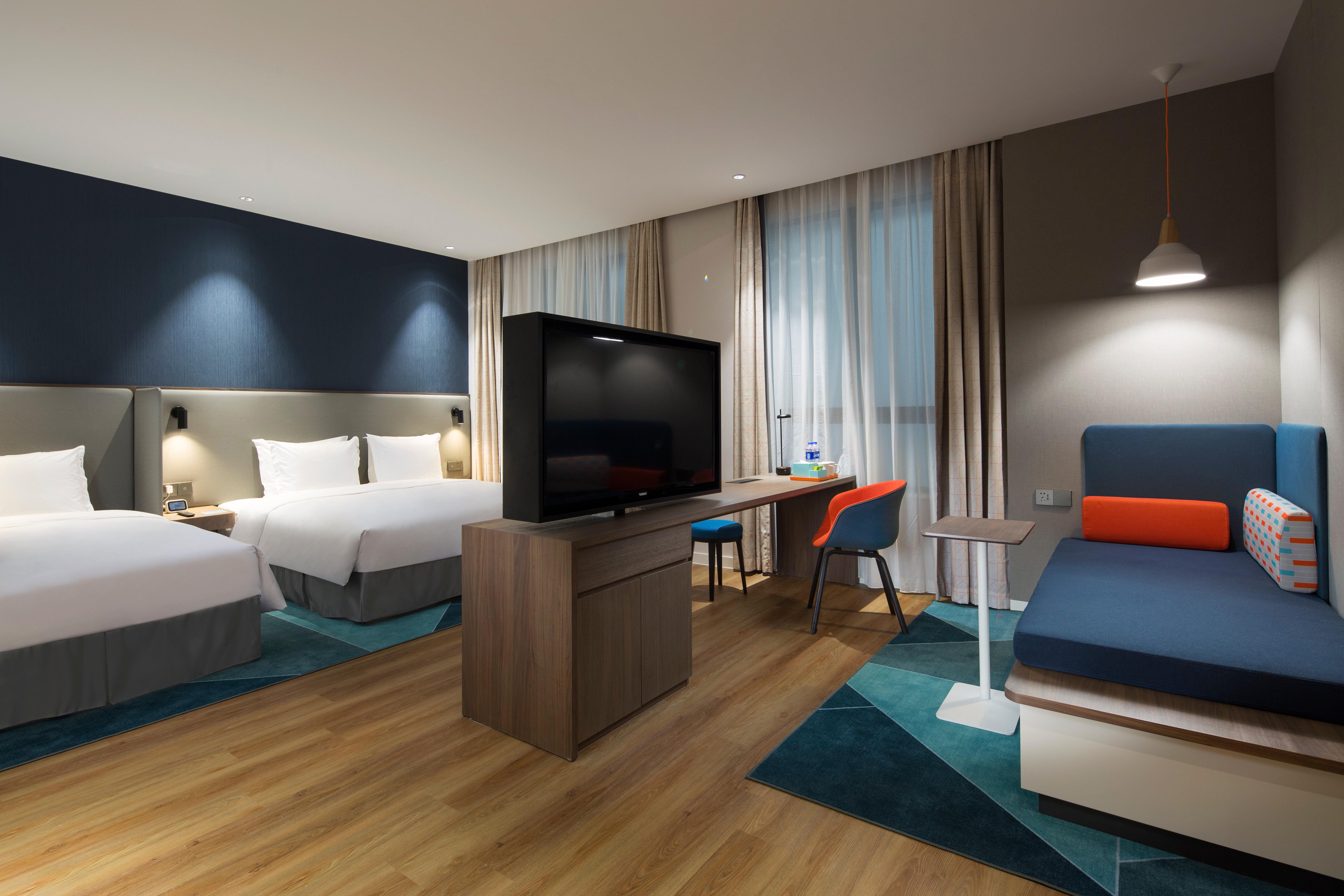 Holiday Inn Express Shanghai Kangqiao By Ihg Exterior foto