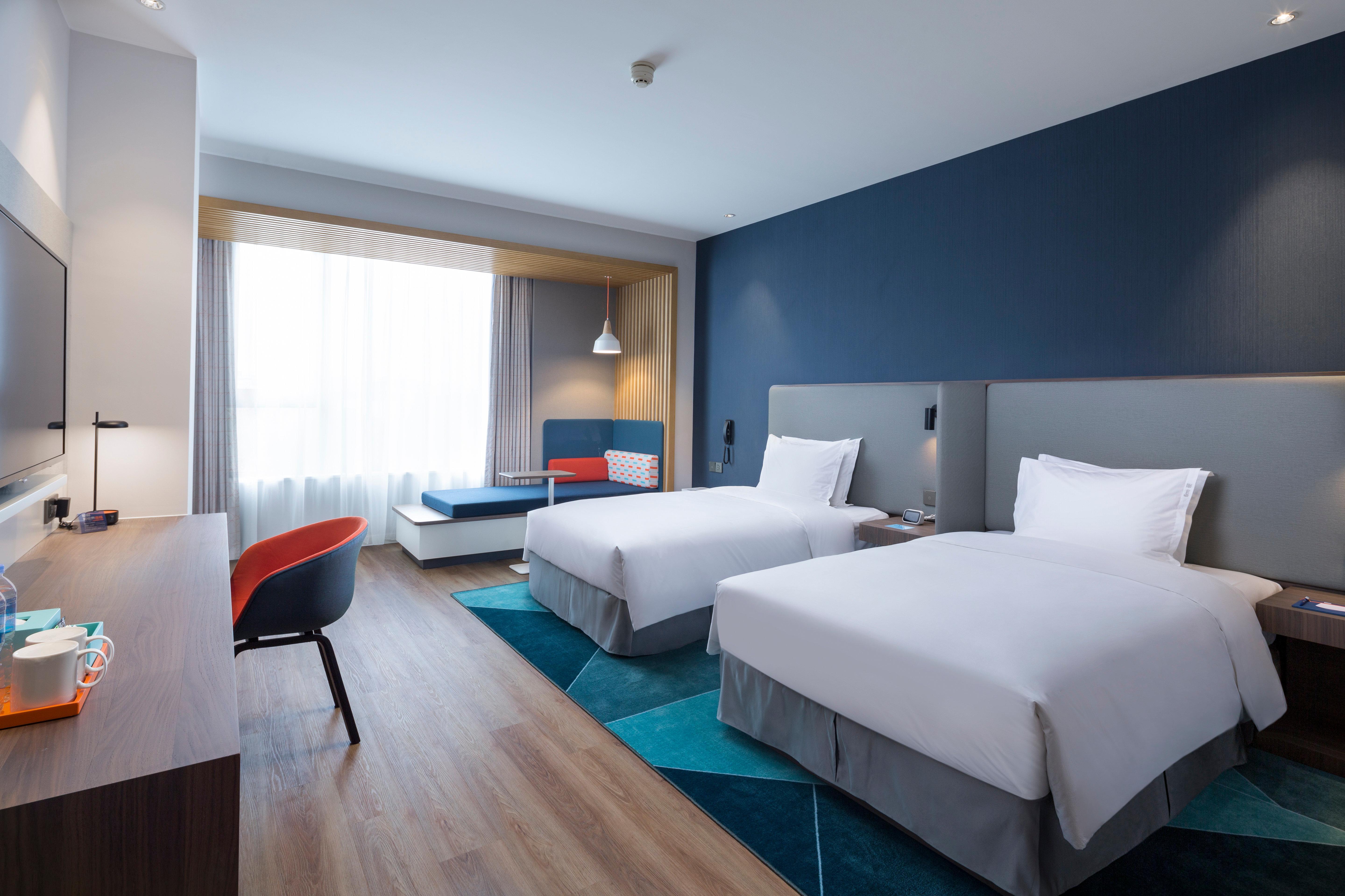 Holiday Inn Express Shanghai Kangqiao By Ihg Exterior foto