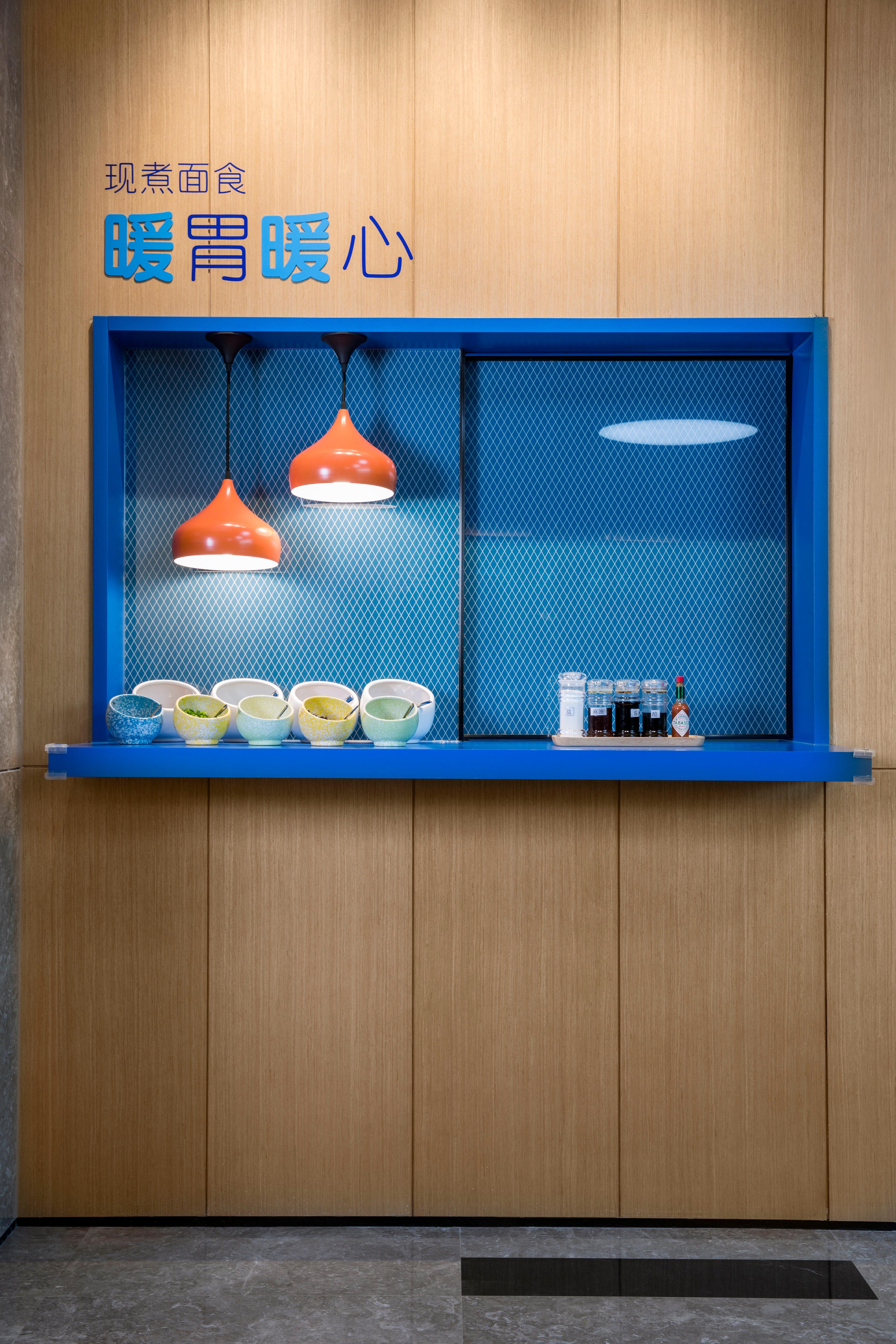 Holiday Inn Express Shanghai Kangqiao By Ihg Exterior foto